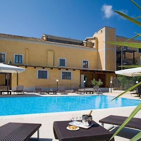 Hotel Palazzo Marzano Бриатико Экстерьер фото