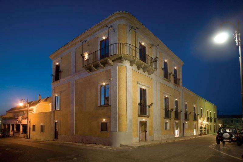 Hotel Palazzo Marzano Бриатико Экстерьер фото